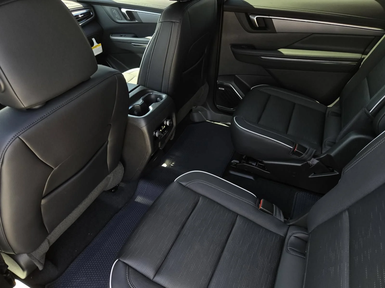 2026 Buick Enclave Sport Touring - Photo 6
