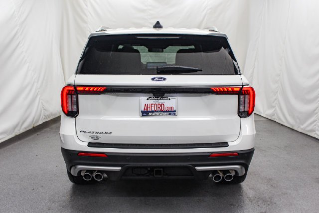 New 2027 Star White Metallic Tri-Coat Ford Platinum™ image 6