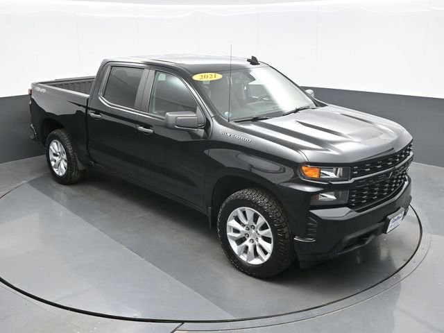 Used 2021 Black Chevrolet Custom image 14