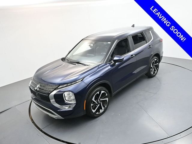 Used 2024  Mitsubishi SE image 37