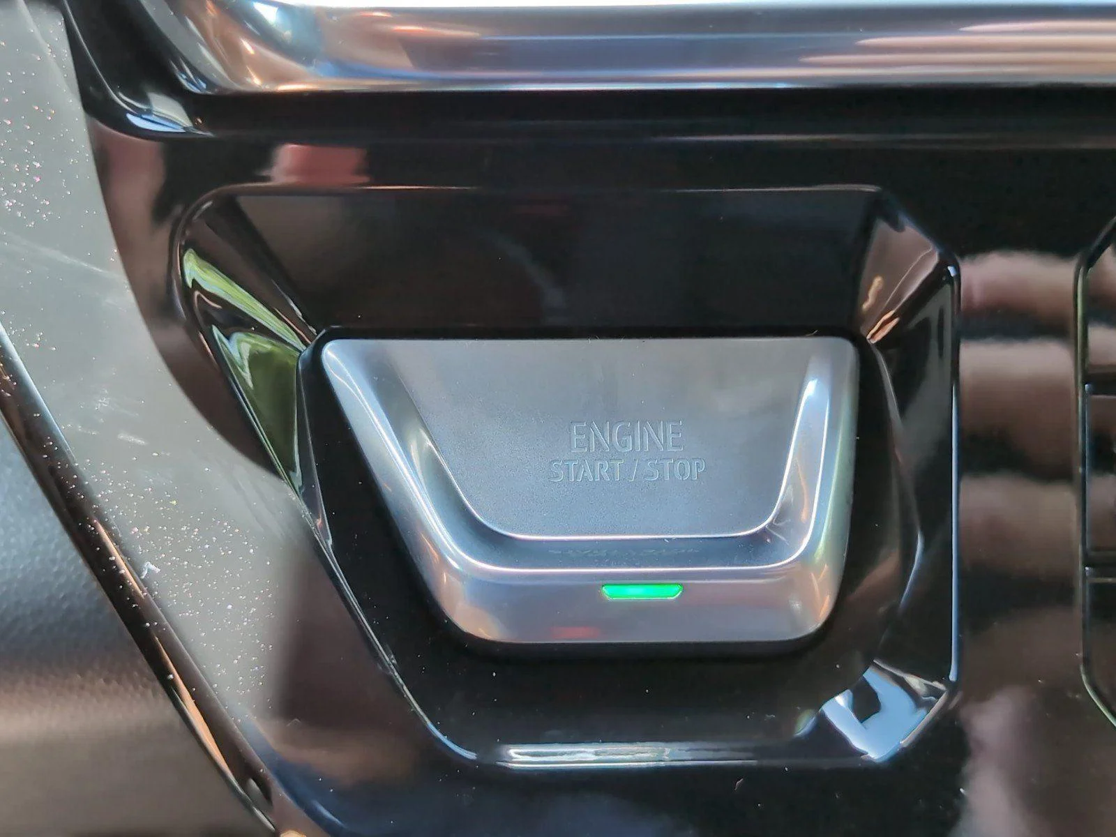 New 2026 Sterling Metallic GMC Denali Ultimate image 26