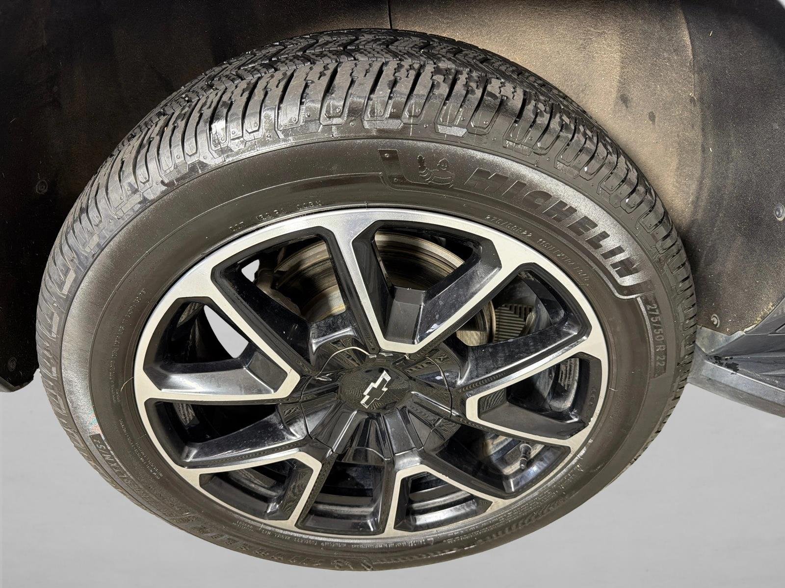 Used 2022 Satin Steel Metallic Chevrolet RST image 18