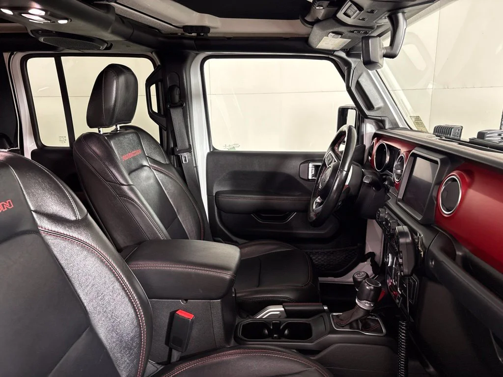 Used 2022 White Jeep Rubicon image 24