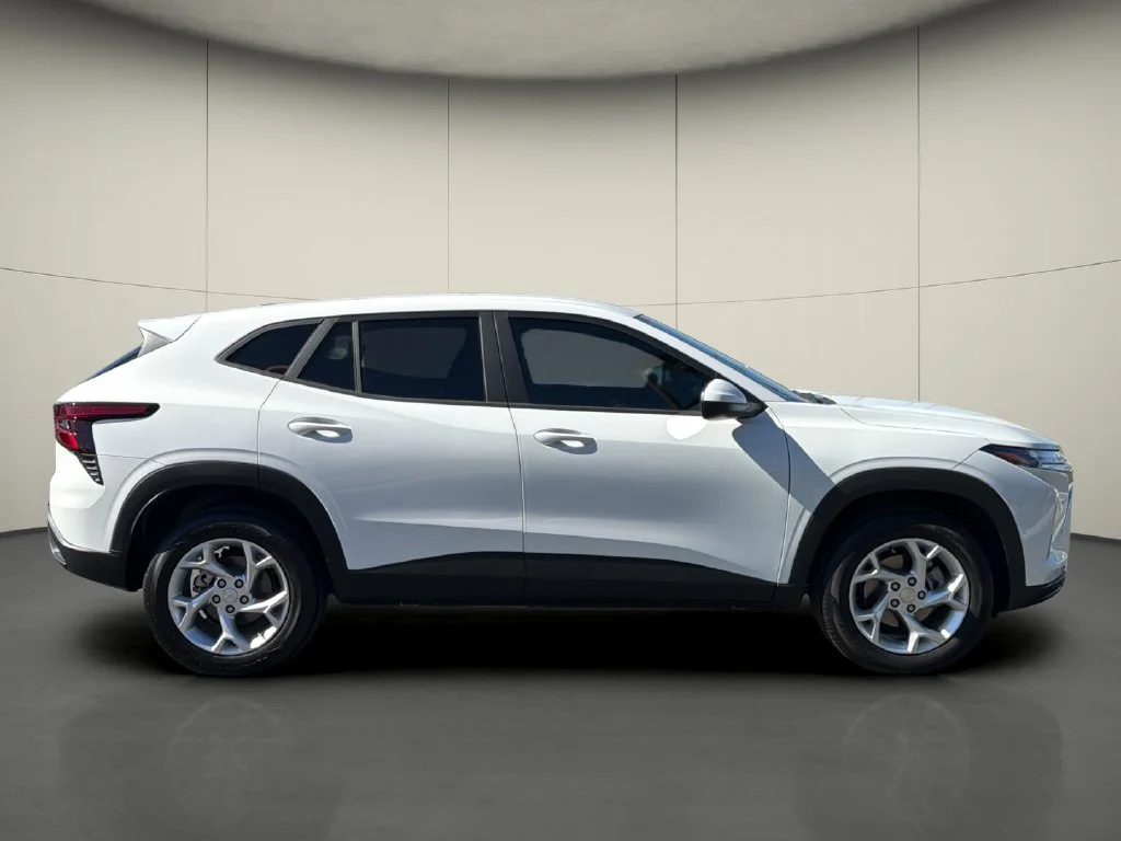 New 2026 Summit White Chevrolet LS image 8