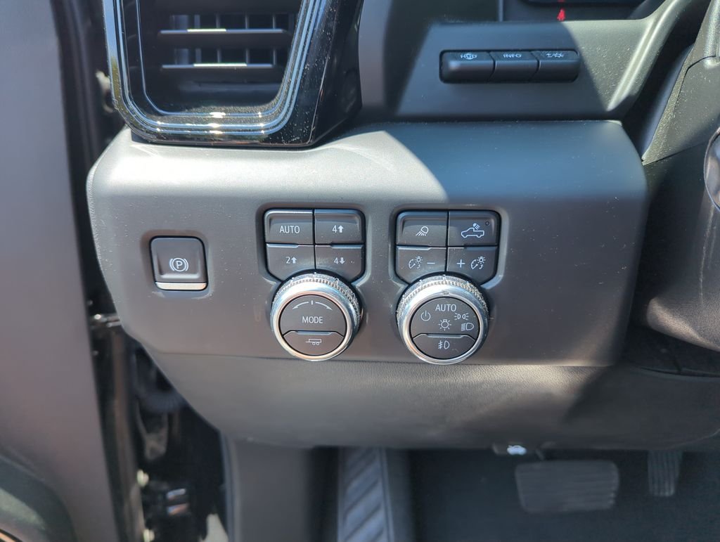Used 2026 Black GMC AT4 image 19