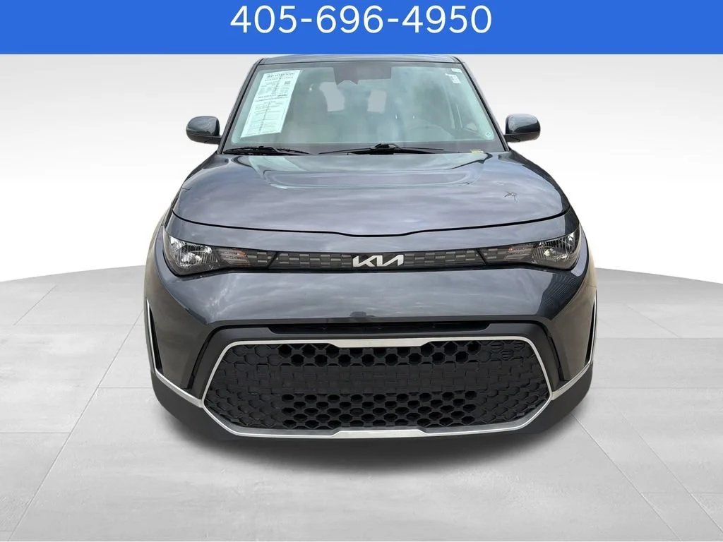 Pre-Owned 2023 Kia Soul LX