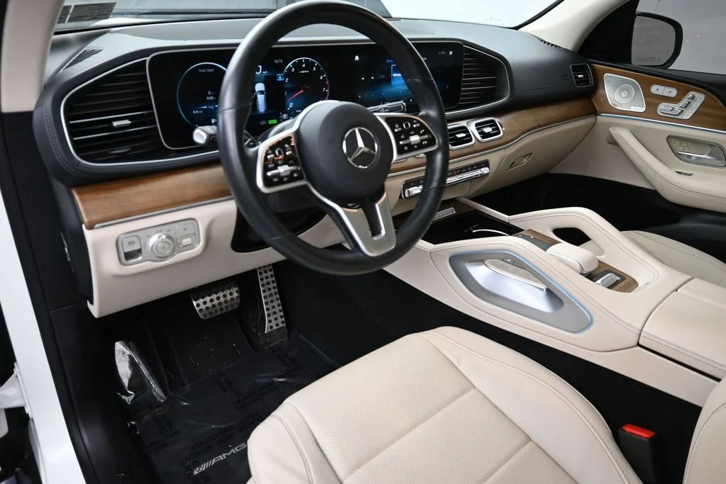 Used 2022 White Mercedes-Benz GLS 450 image 4