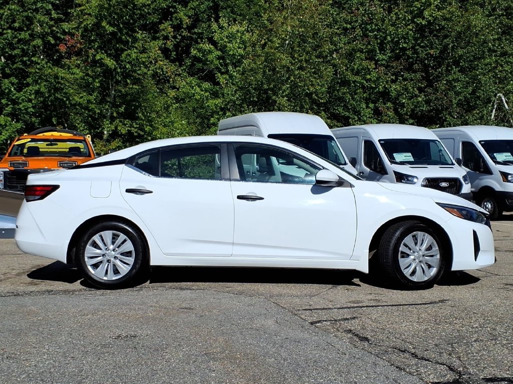 Used 2024 Cloud White Nissan S image 3