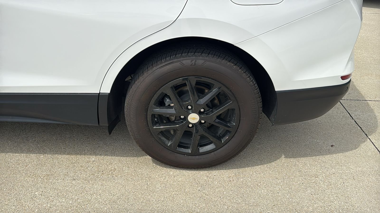 Used 2022 White Chevrolet LT image 8