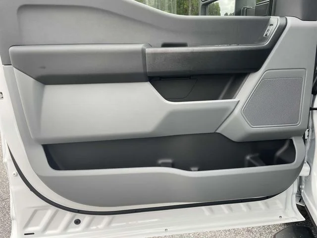 New 2025 White Ford XL image 17
