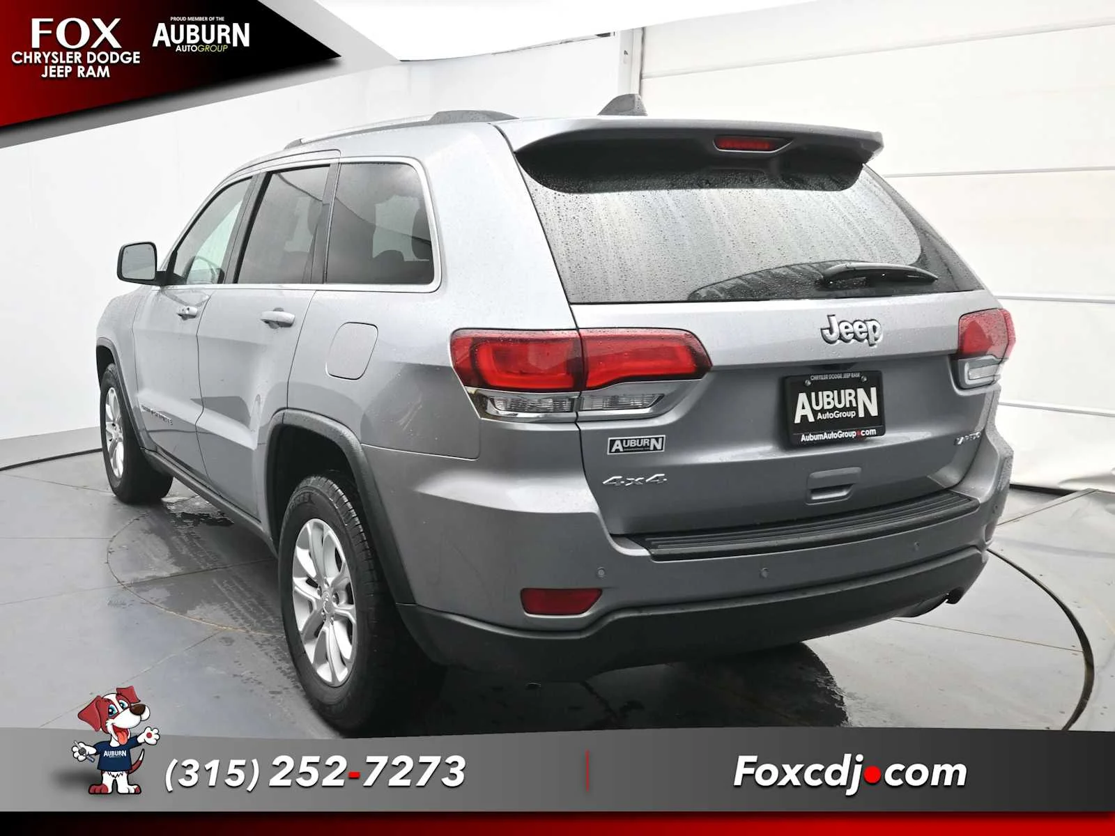 Used 2022 Silver Zynith Jeep Limited image 12