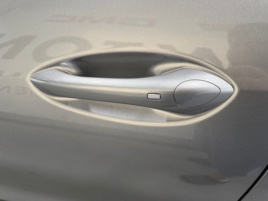 New 2026 Sterling Gray Metallic Chevrolet 2RS image 9