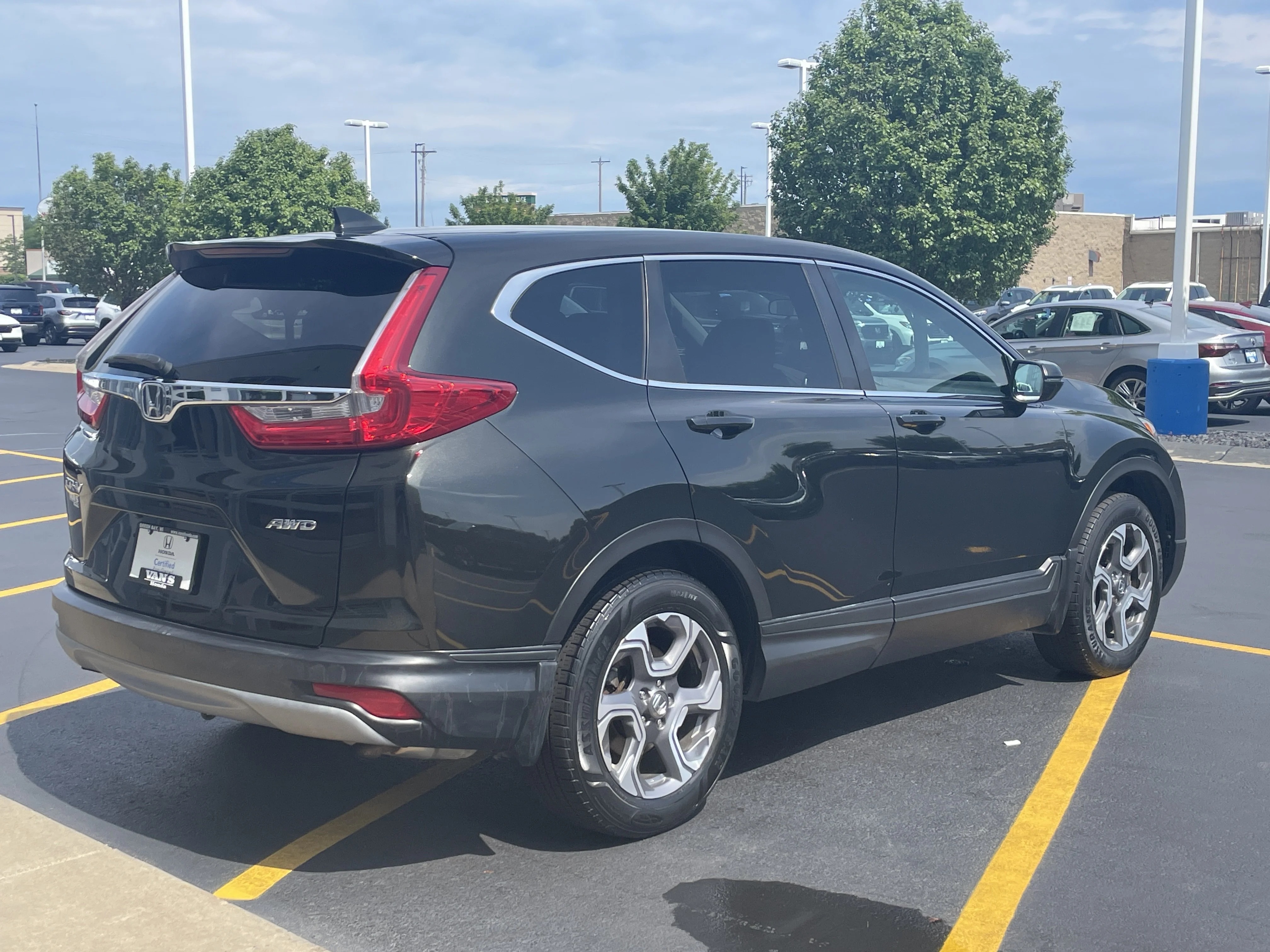 Certified Used 2018 Olive Honda EX image 7