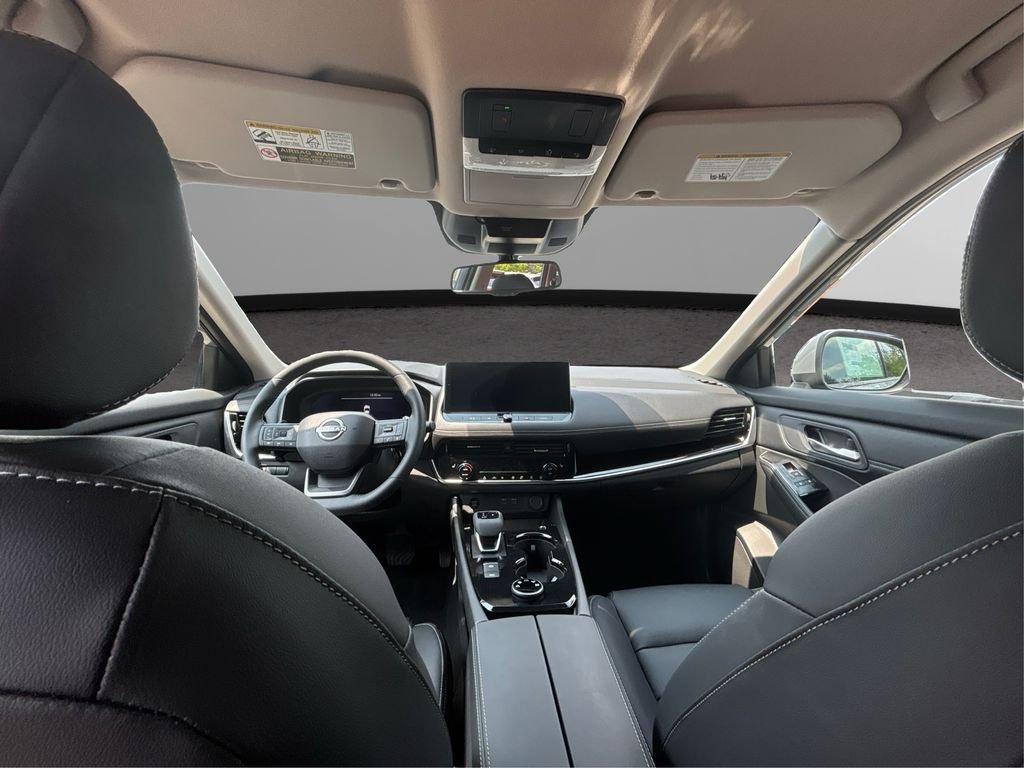 Used 2025 Gray Nissan SL image 26