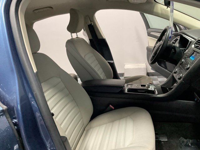 Used 2018 Blue Metallic Ford S image 23