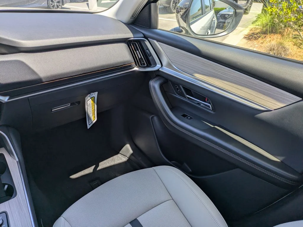 2026 Mazda CX-70 Preferred Package - Photo 17