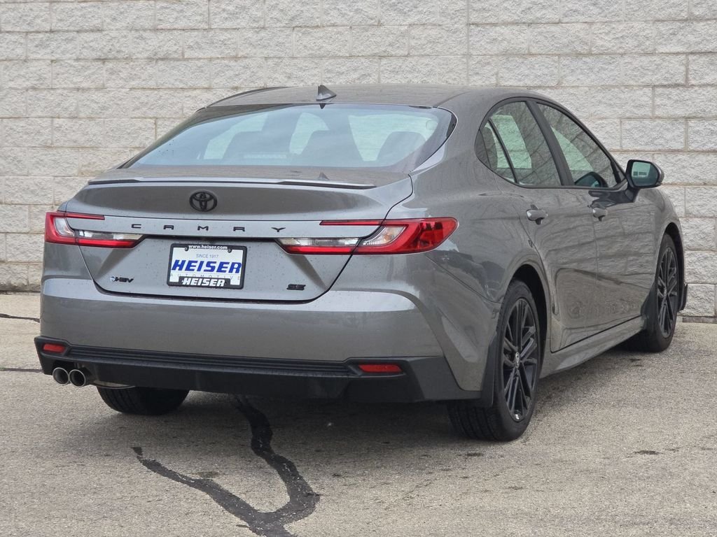 Used 2026  Toyota SE image 13