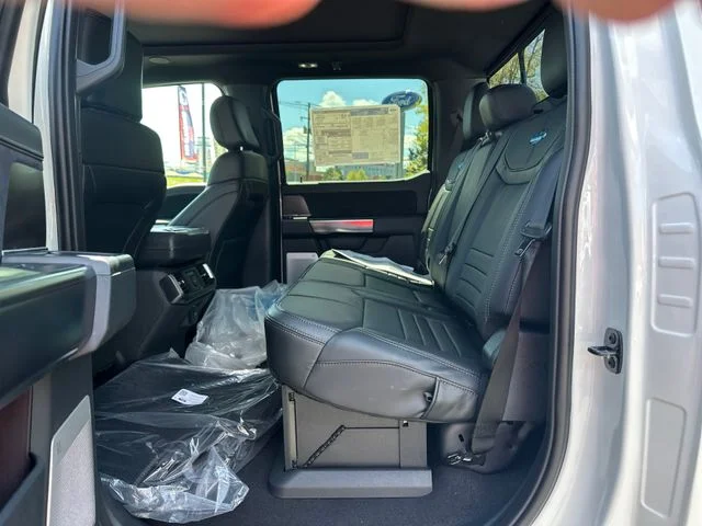 New 2026 Star White Metallic Tri-Coat Ford Platinum® image 10