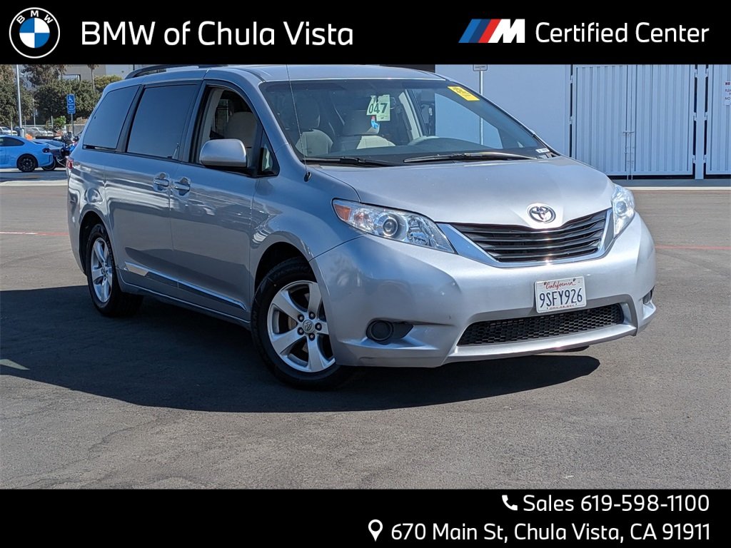 2011 Toyota Sienna LE
