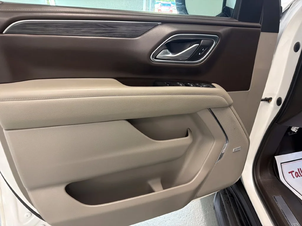 Used 2022 White GMC SLT image 12