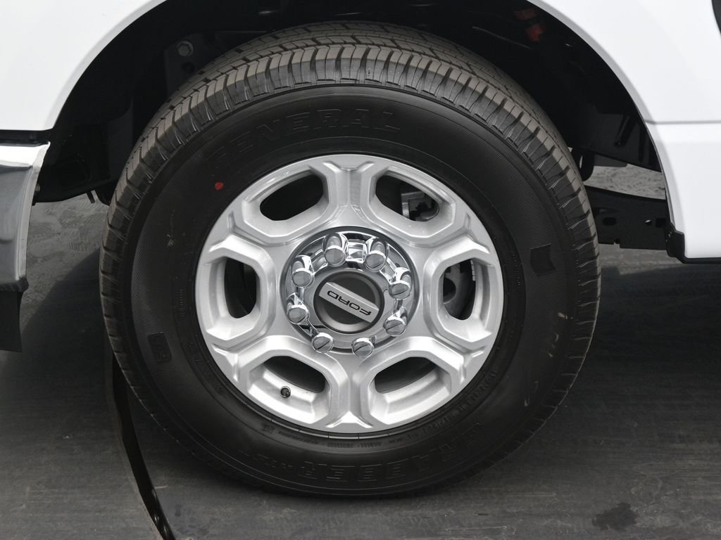 2026 Ford F-250 Super Duty XLT - Photo 28