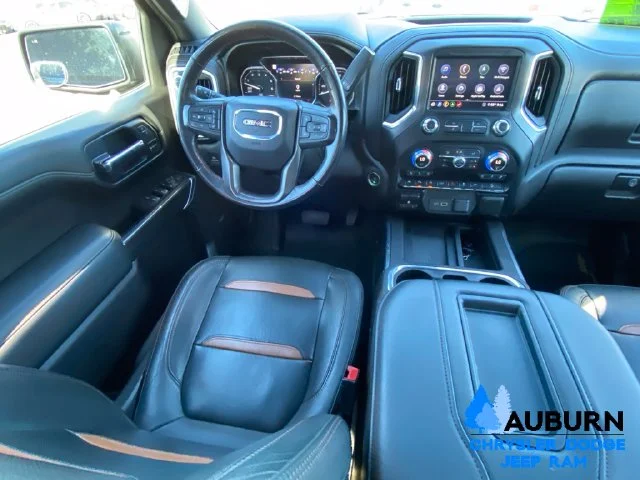 Used 2020 Black GMC AT4 image 31