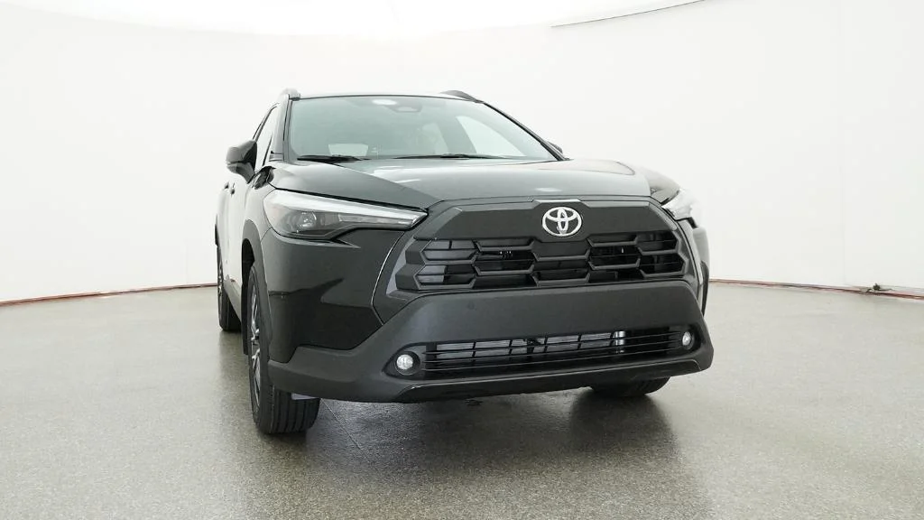 New 2026 Jet Black Toyota XLE image 41