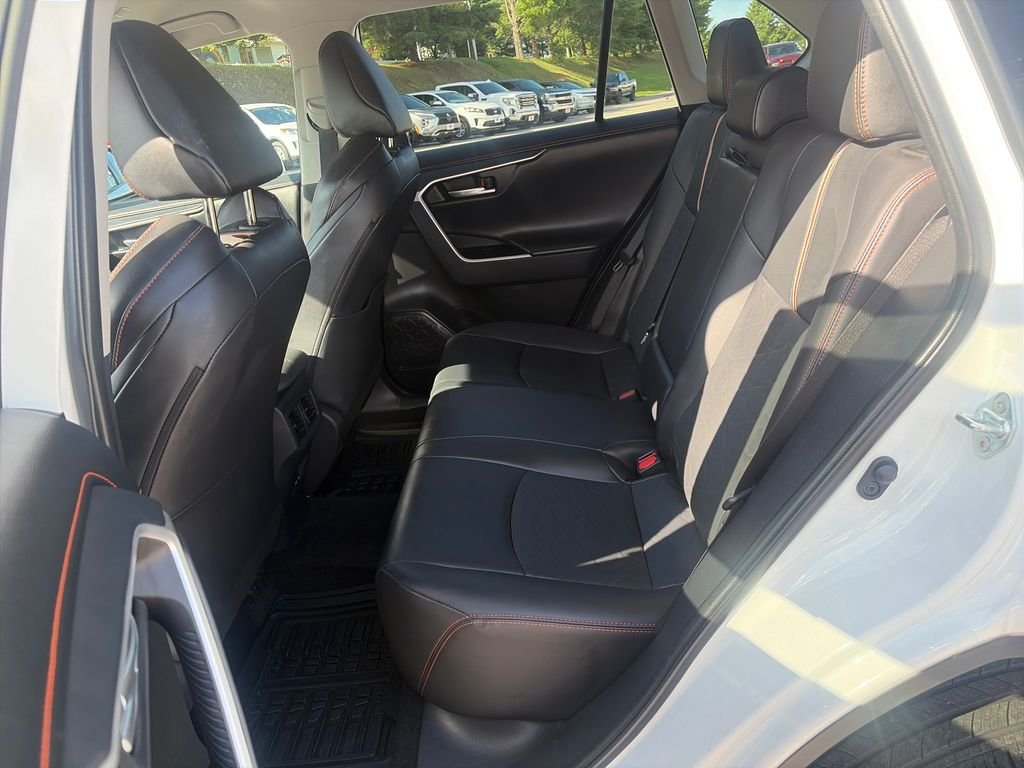 Used 2024 White Toyota Adventure image 24