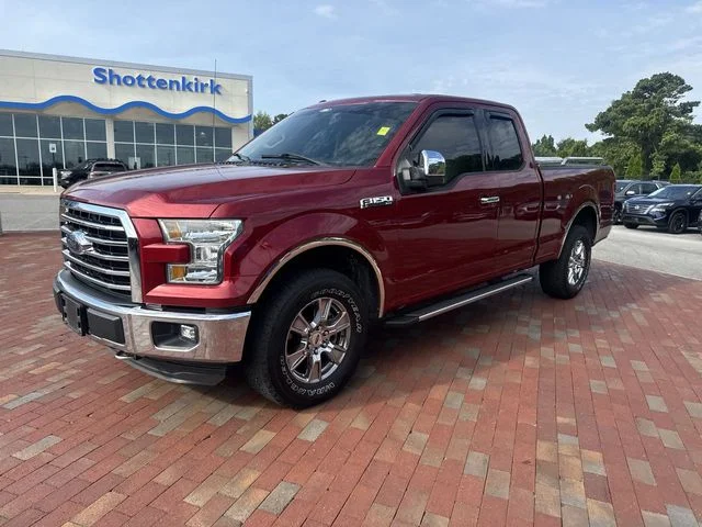 Used 2016 Red Ford XLT image 4