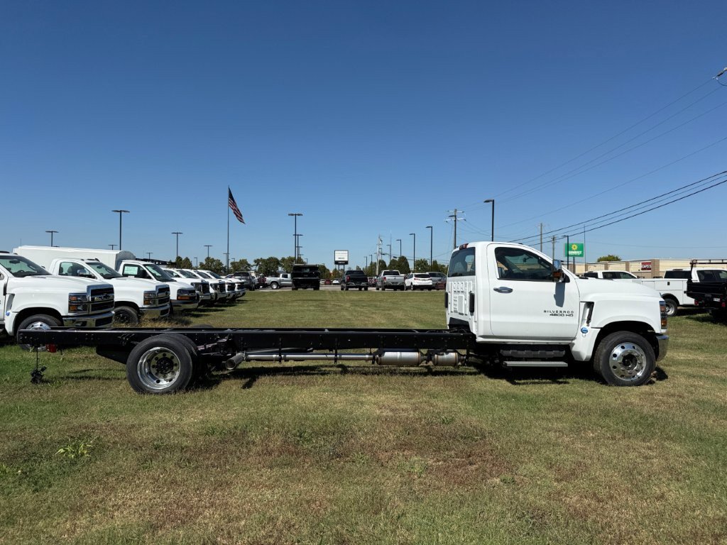 New 2024 Summit White Chevrolet Work Truck image 7