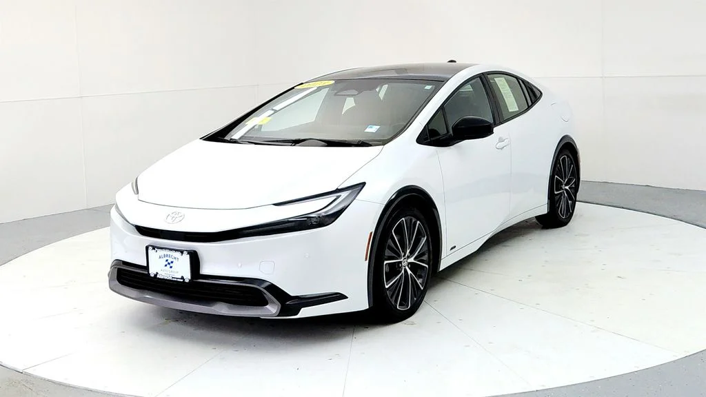 Certified Used 2023 Beige Toyota Limited image 2