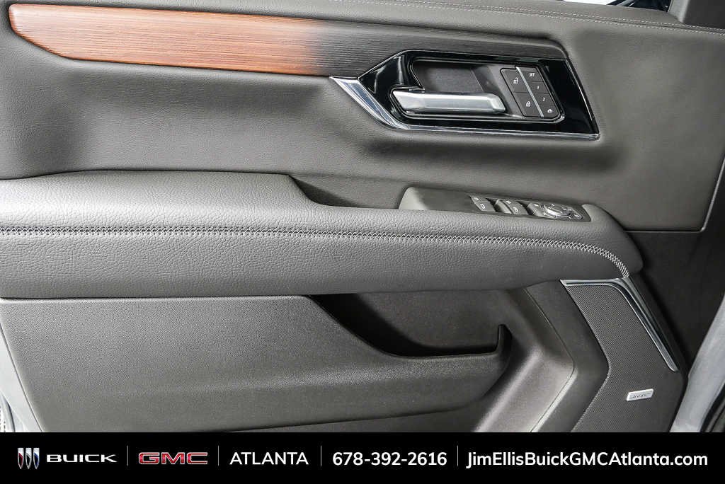 2026 GMC Yukon XL Denali - Photo 6