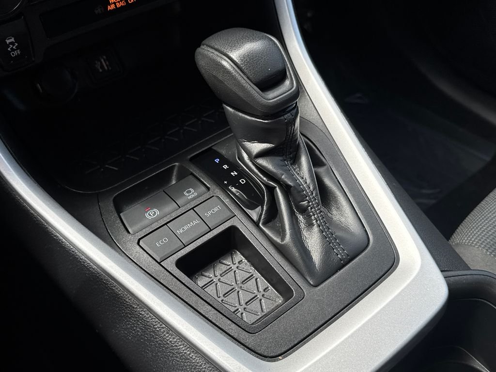 Certified Used 2023 Silver Toyota LE image 25