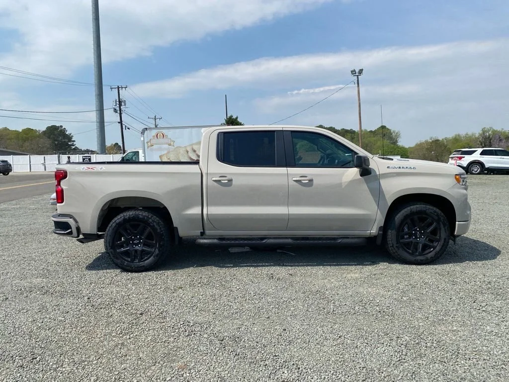 New 2026 White Sands Chevrolet RST image 2
