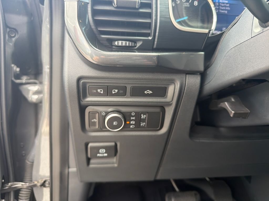 Used 2021 Gray Ford XLT image 41