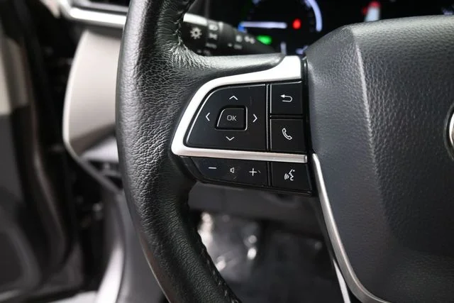 Used 2022 Gray Toyota XLE image 30