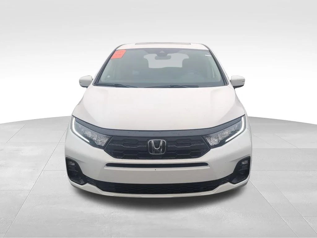 New 2026 Platinum White Pearl Honda EX-L image 2