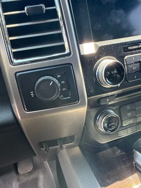Used 2015 Black Ford Platinum image 5