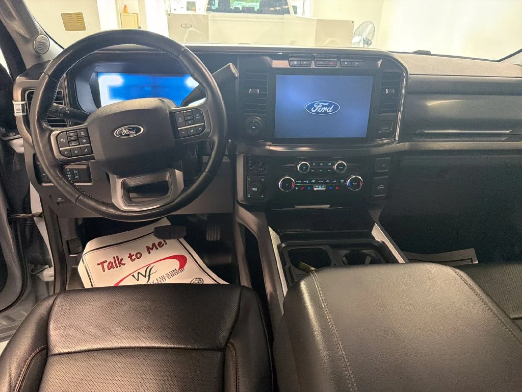 Used 2024 Gray Ford Lariat image 17