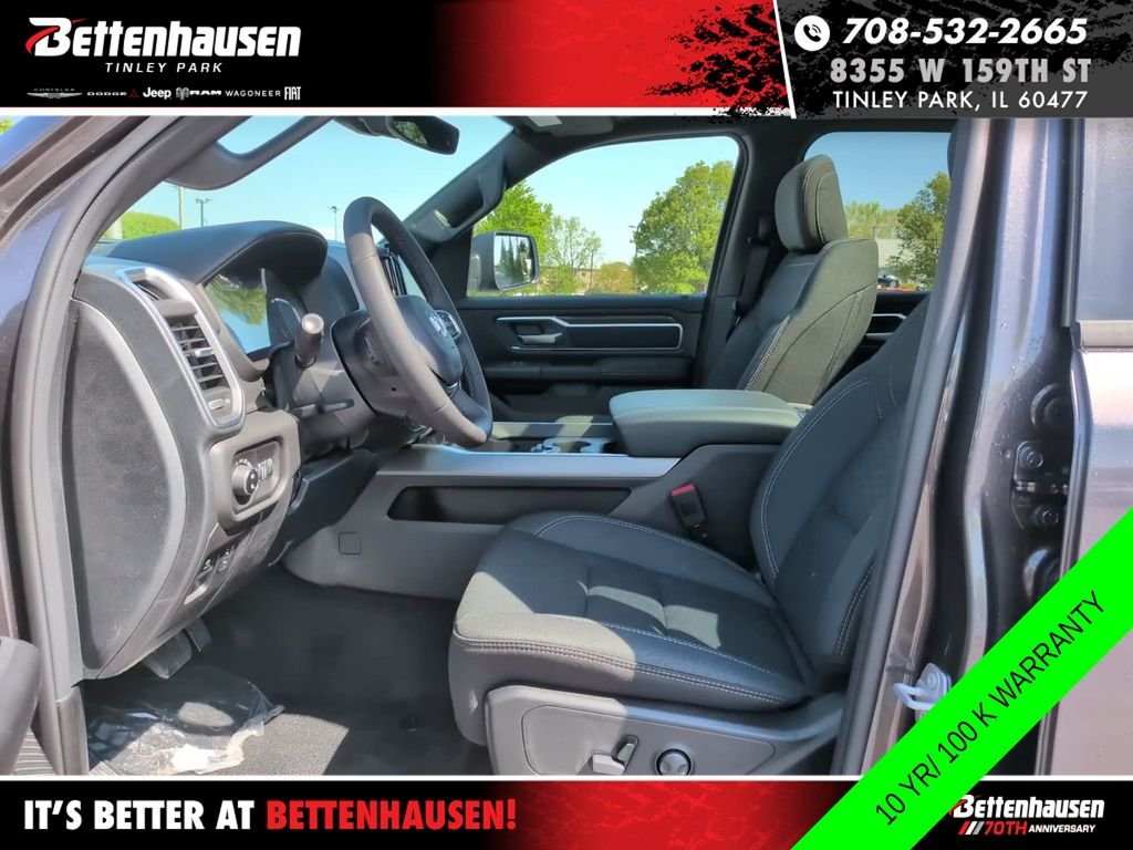 New 2026 Granite Crystal Metallic Clear-Coat Exterior Paint RAM Big Horn/Lone Star image 17