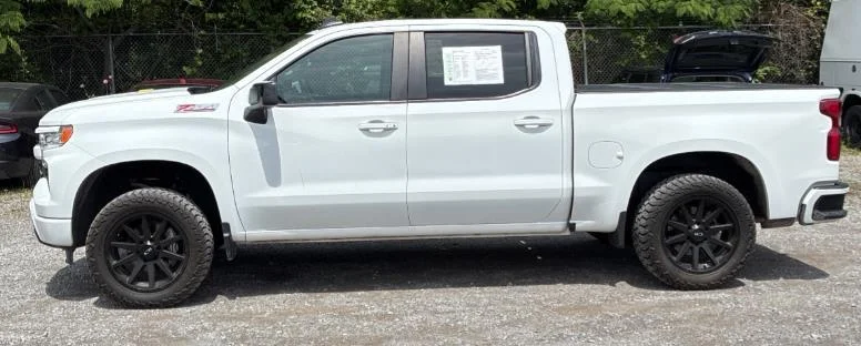 Used 2024 Chevrolet Silverado 1500 RST with VIN 1GCUDEEL3RZ114976 for sale in Kansas City