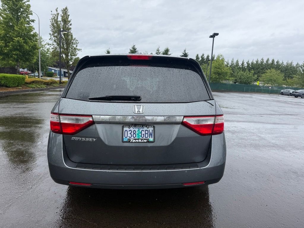 Used 2013 Polished Metal Metallic Honda EX-L image 6