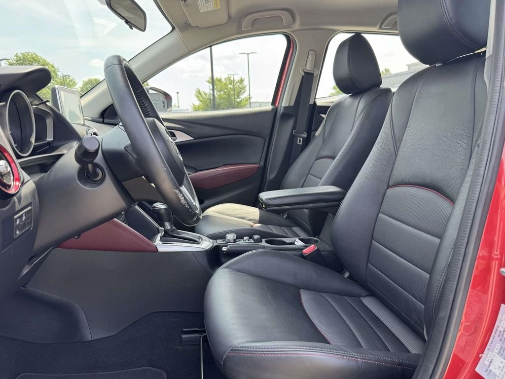 Used 2016 Red Mazda Touring image 13