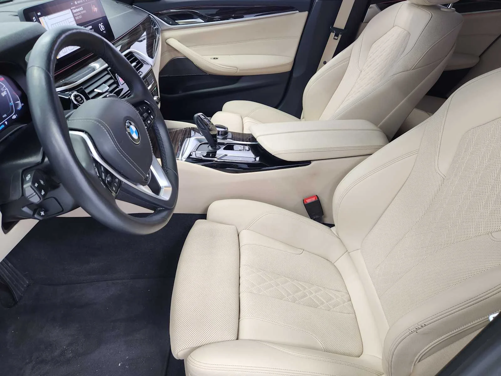 Certified Used 2023 Mineral White Metallic BMW 530i image 8