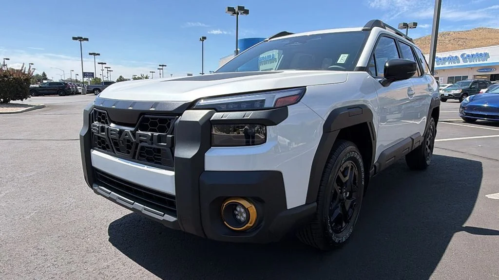New 2026 CRYSTAL WHITE PEARL Subaru Wilderness image 7
