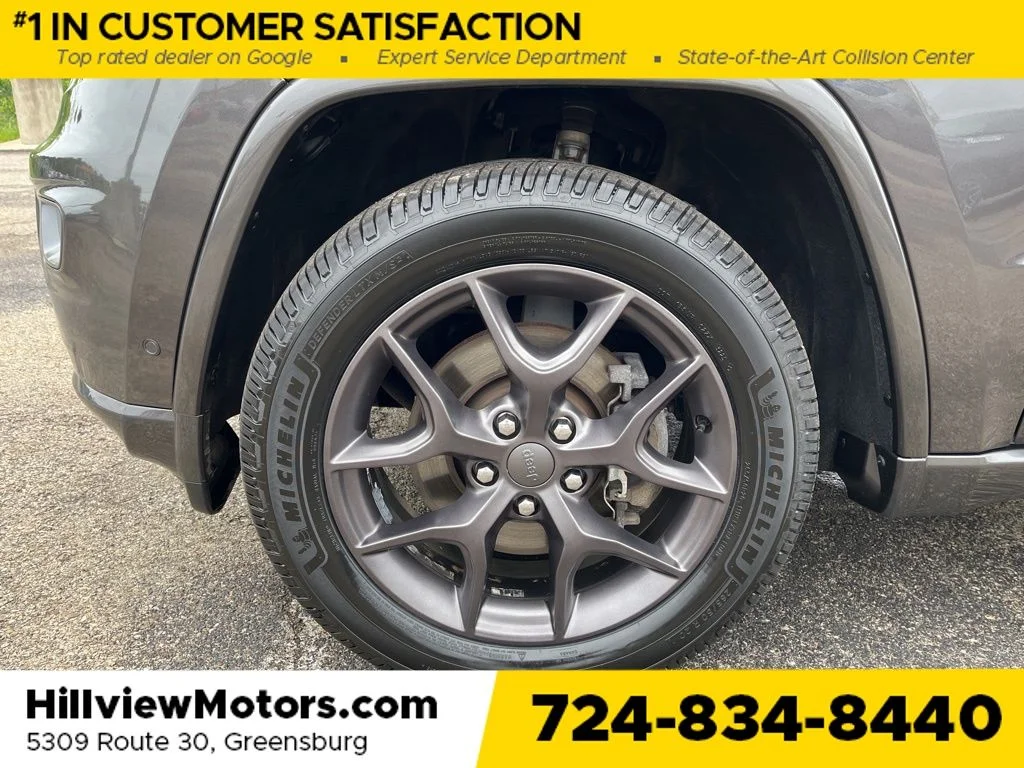 Certified Used 2021 Granite Crystal Metallic Clearcoat Jeep 80th Anniversary Edition image 11