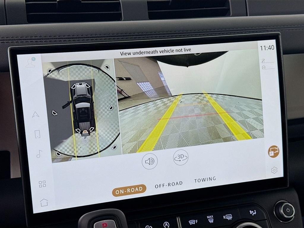 New 2026 Santorini Black Land Rover X-Dynamic SE image 15