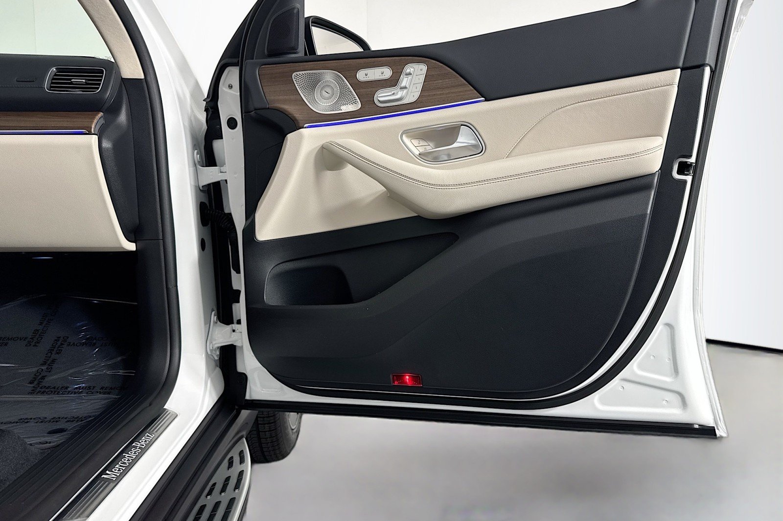 New 2026 Polar White Mercedes-Benz GLE 450 4MATIC® Coupe image 23