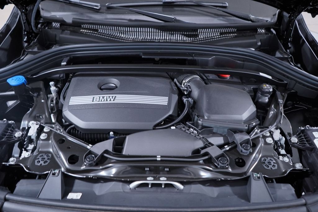 New 2026 Jet Black BMW xDrive28i image 17