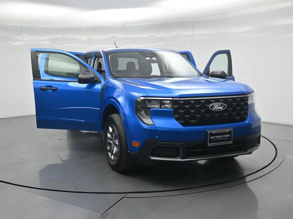 Certified Used 2026 Blue Ford XLT image 30